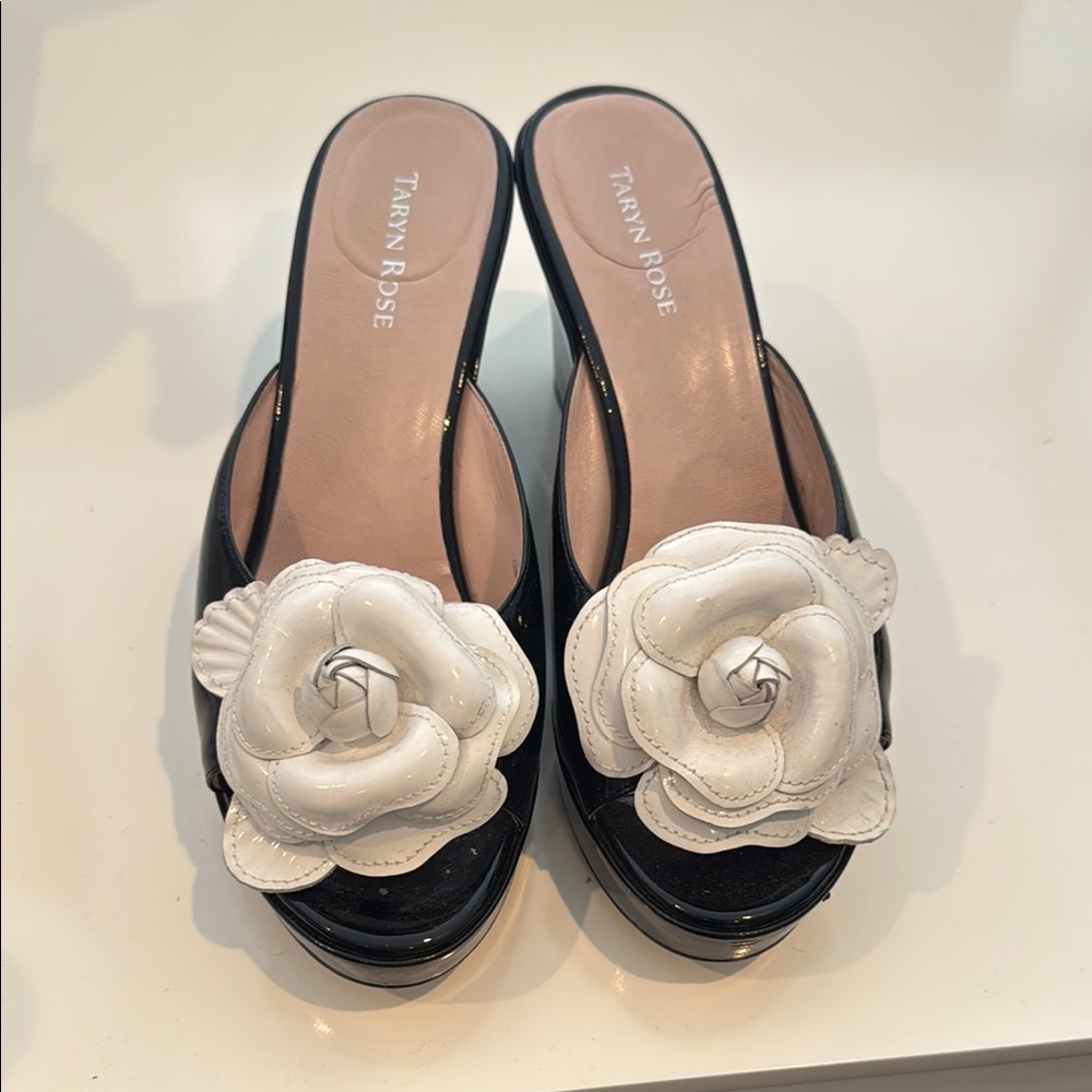 Taryn Rose Black and White Women's Shoes